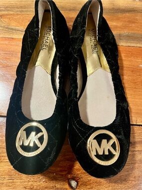 Michael Kors Black Velvet Ballet Flats with Gold MK Emblems Sz 7M